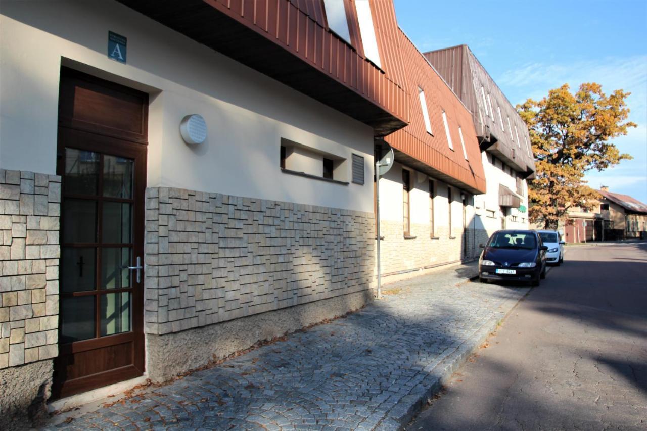 Apartman U Dubu Jablonné nad Orlicí Екстериор снимка