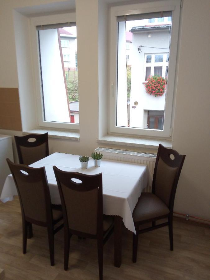 Apartman U Dubu Jablonné nad Orlicí Екстериор снимка